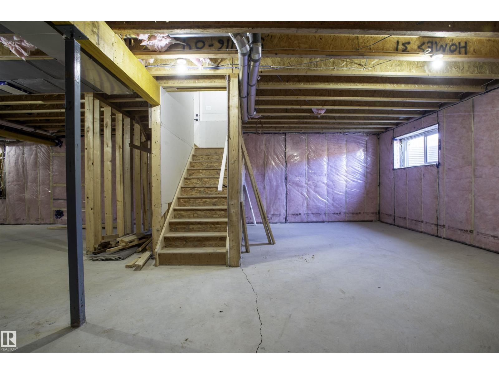 216 33 ST SW - 41
