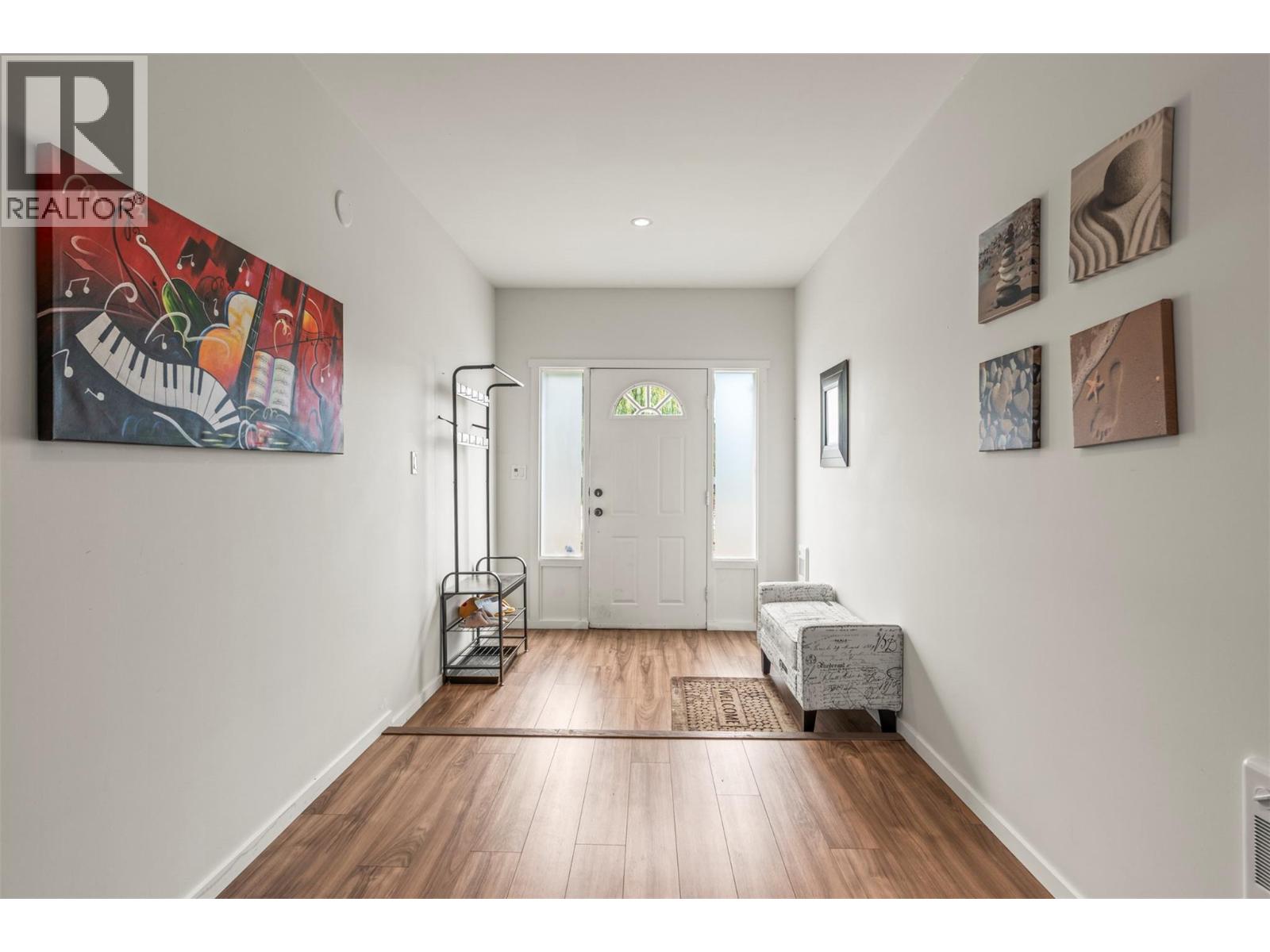 2640 Lakeshore Road - 25