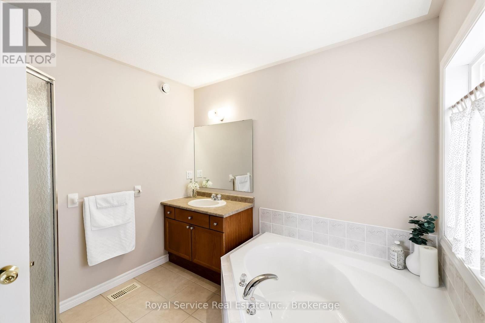 179 FENNING DRIVE - 14