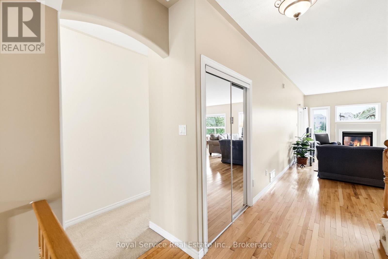 179 FENNING DRIVE - 15