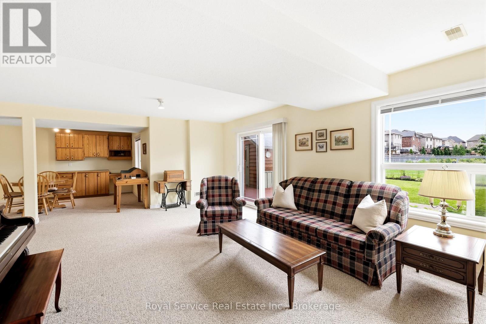 179 FENNING DRIVE - 20