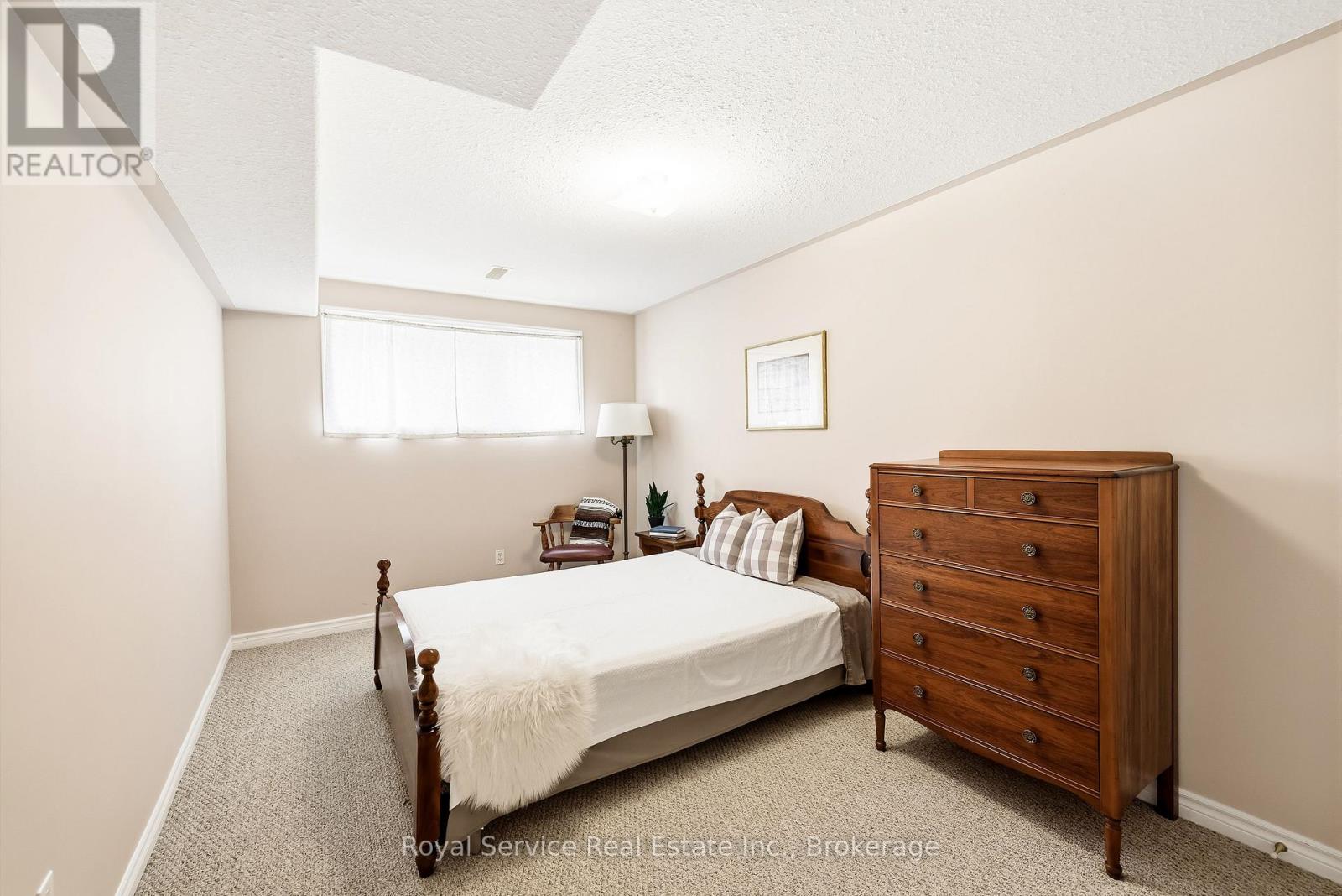 179 FENNING DRIVE - 25