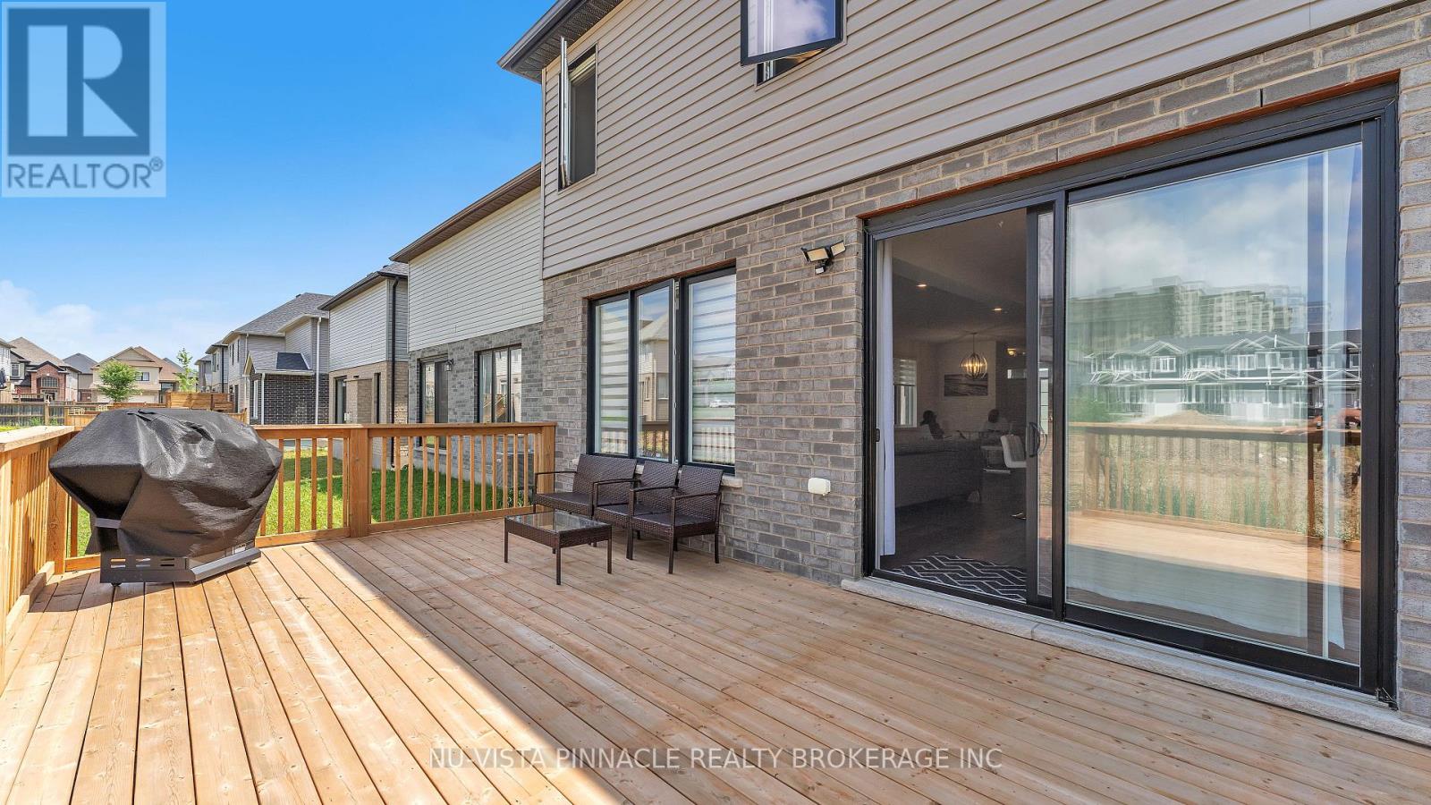 1236 EMMA CHASE - Image 44