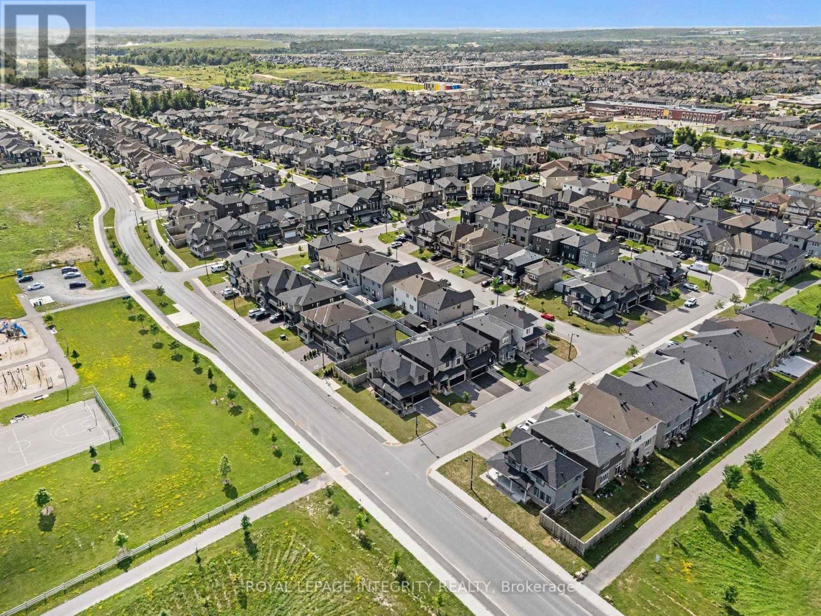 301 CLOYNE CRESCENT - 25