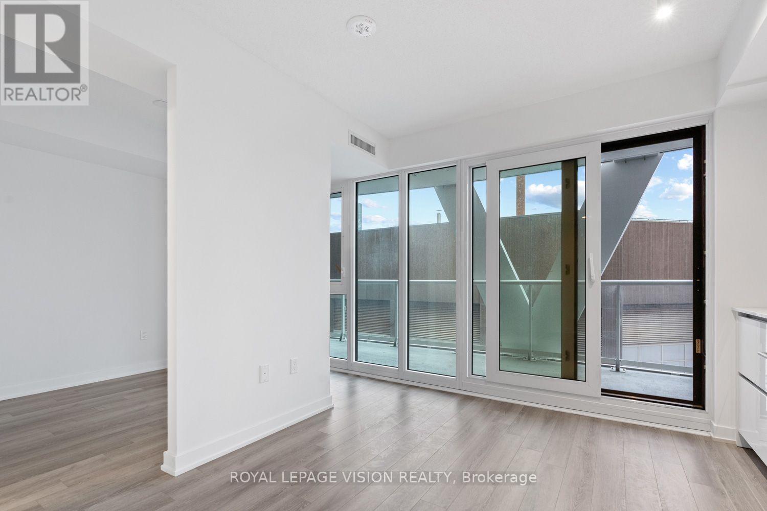 #3113 230 SIMCOE STREET - 5