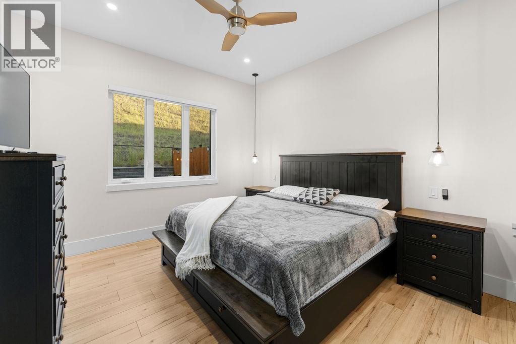 1107 FORDEN Place - 27