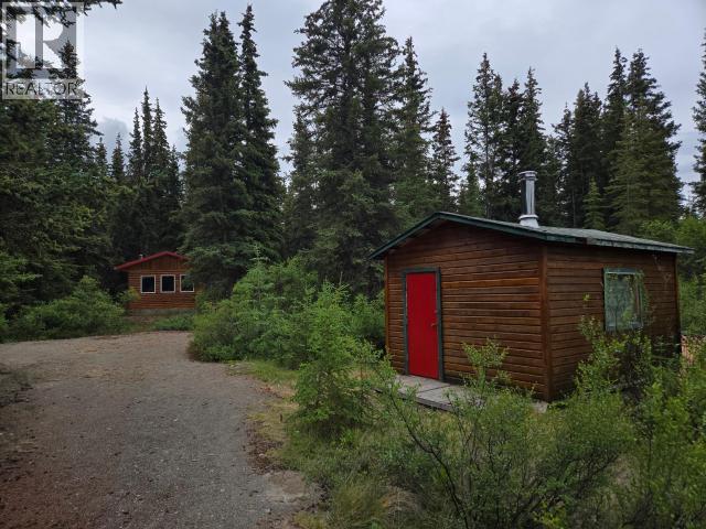18 TAGISH ESTATES - 8