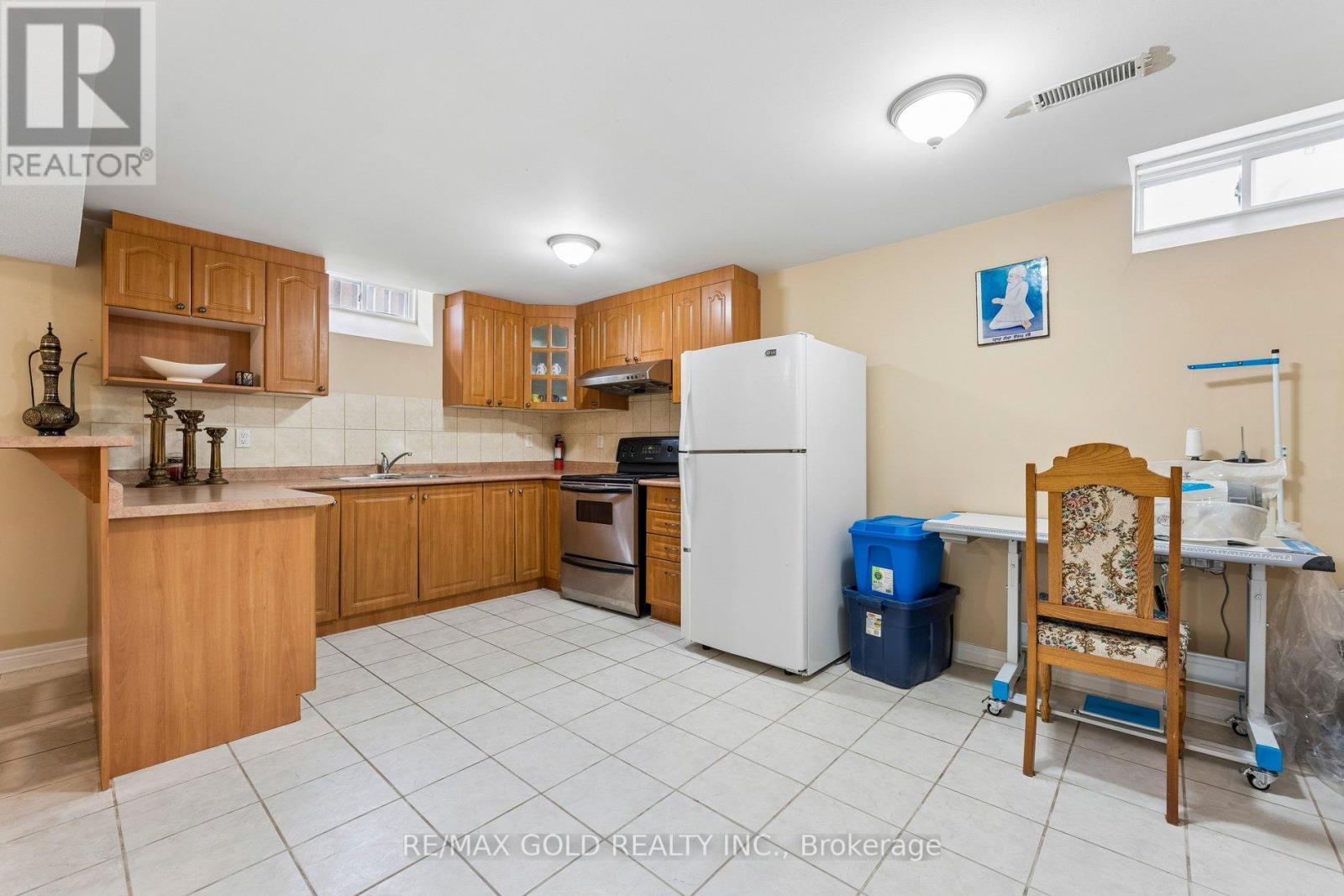 74 AVALANCHE CRESCENT - 28