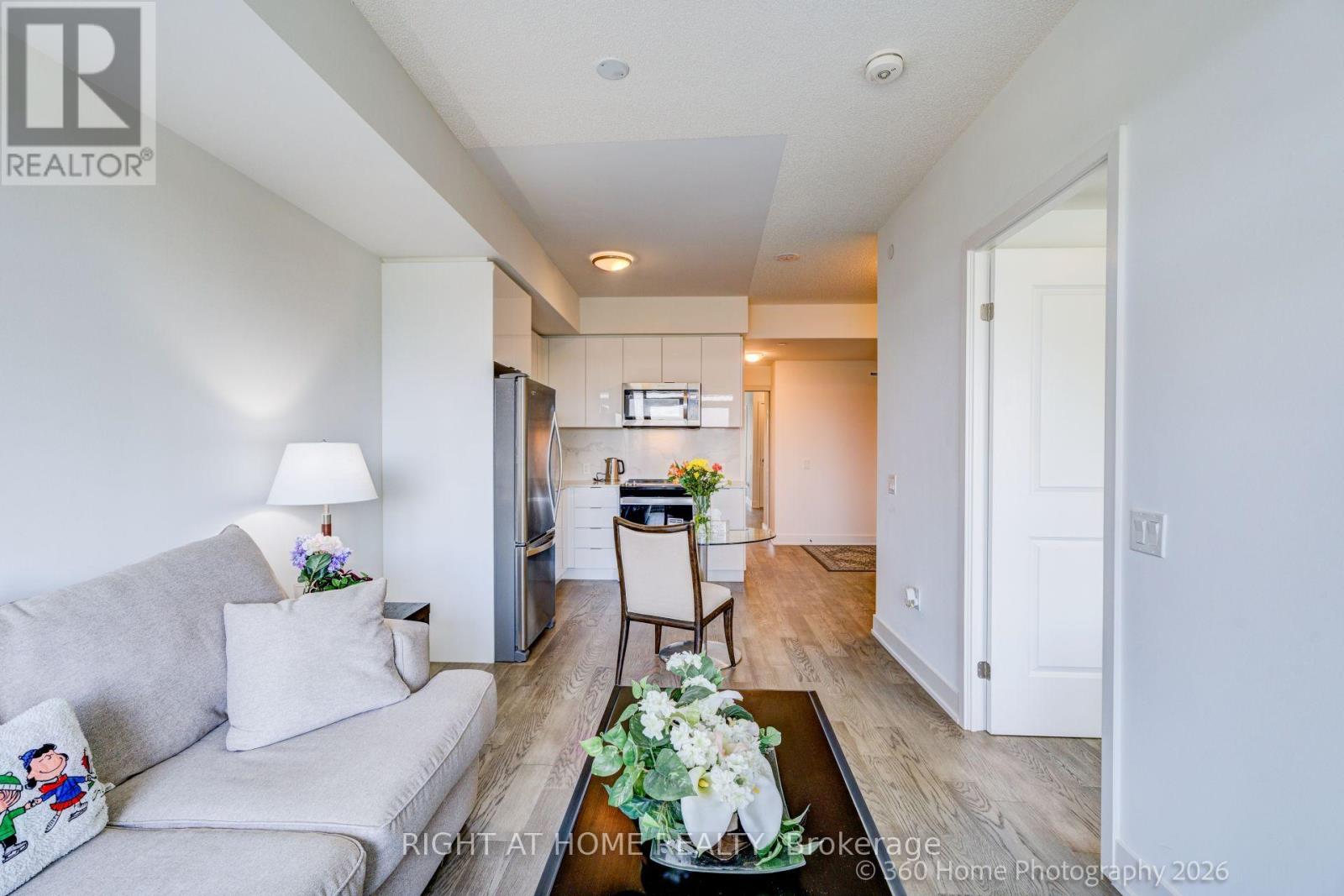 #505 202 BURNHAMTHORPE ROAD E - 15
