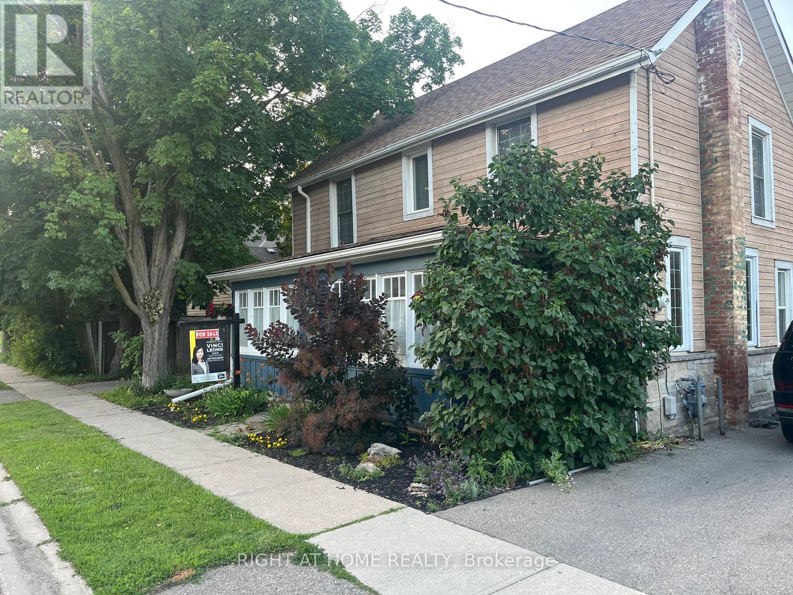 24 MILL STREET N - 37