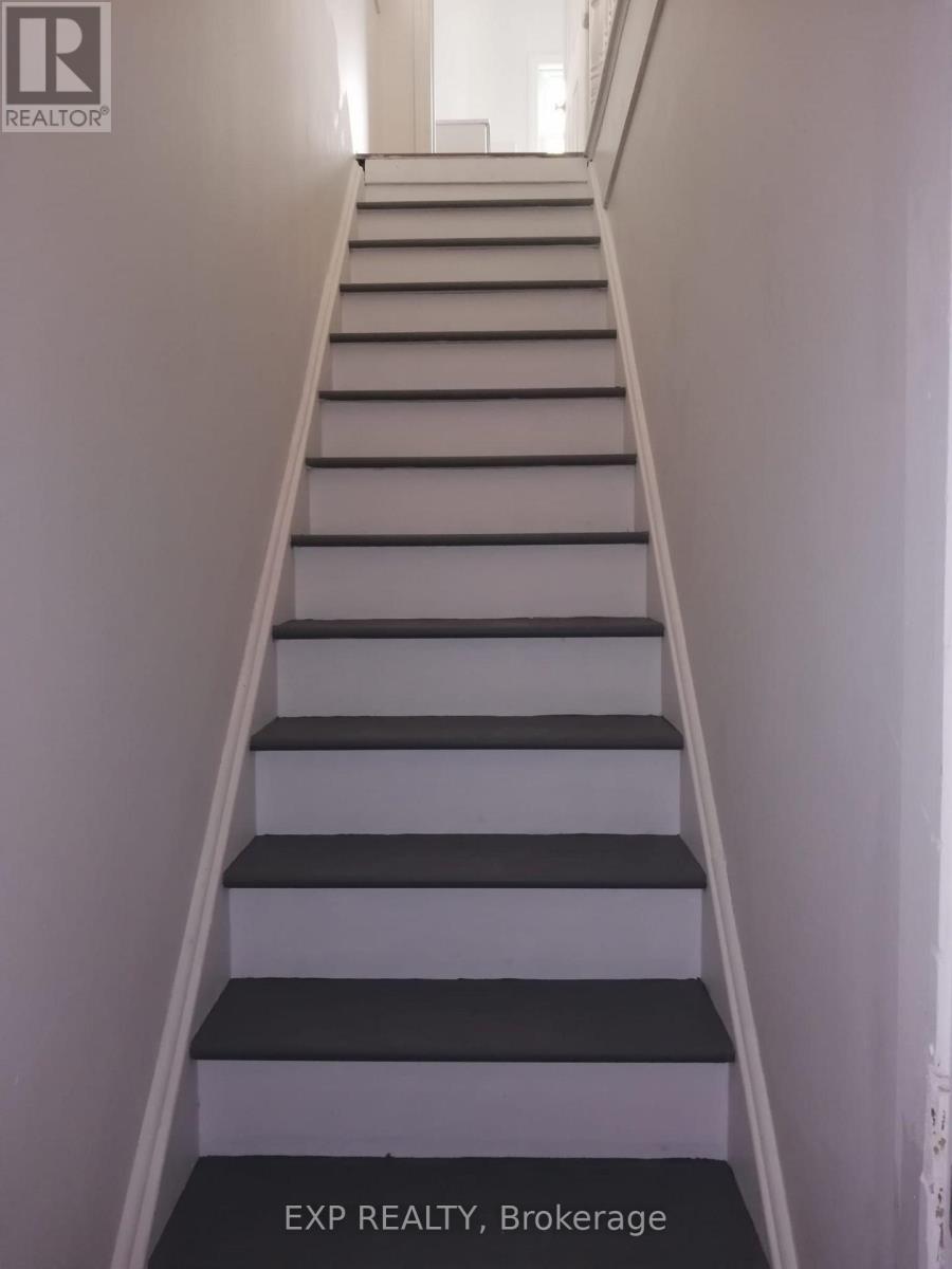 65 KINRADE AVENUE - 4