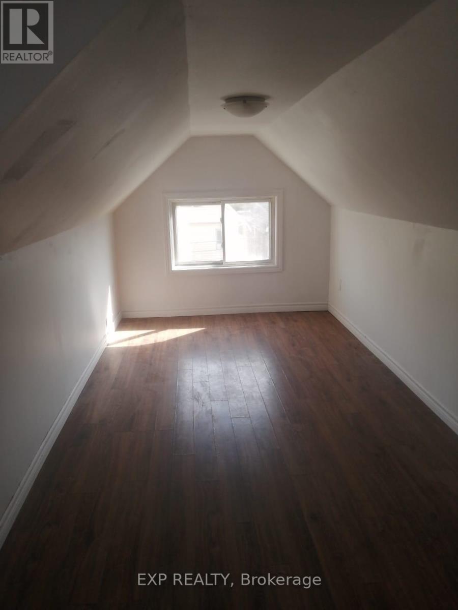 65 KINRADE AVENUE - 5
