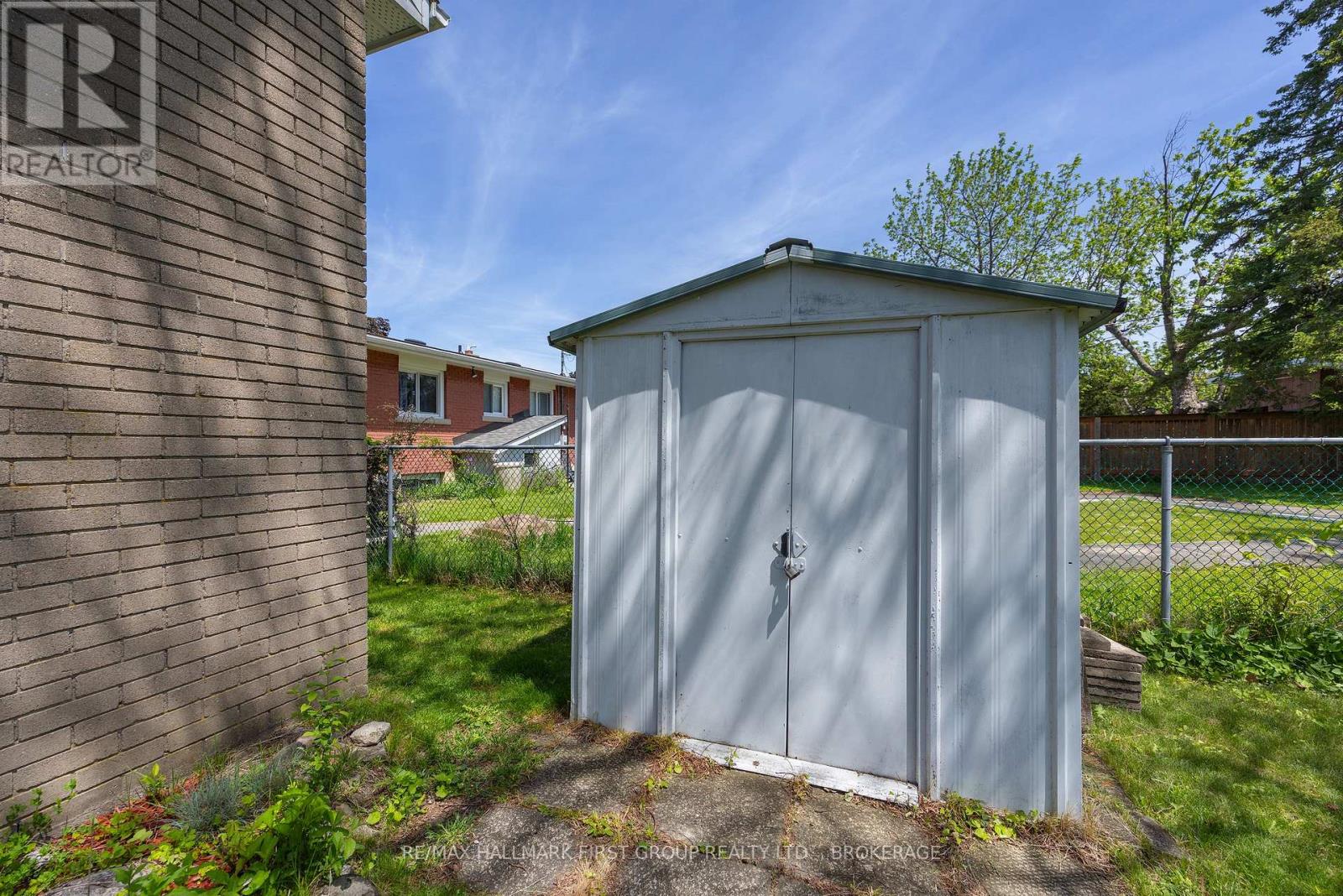 184 KIRKPATRICK STREET - 39