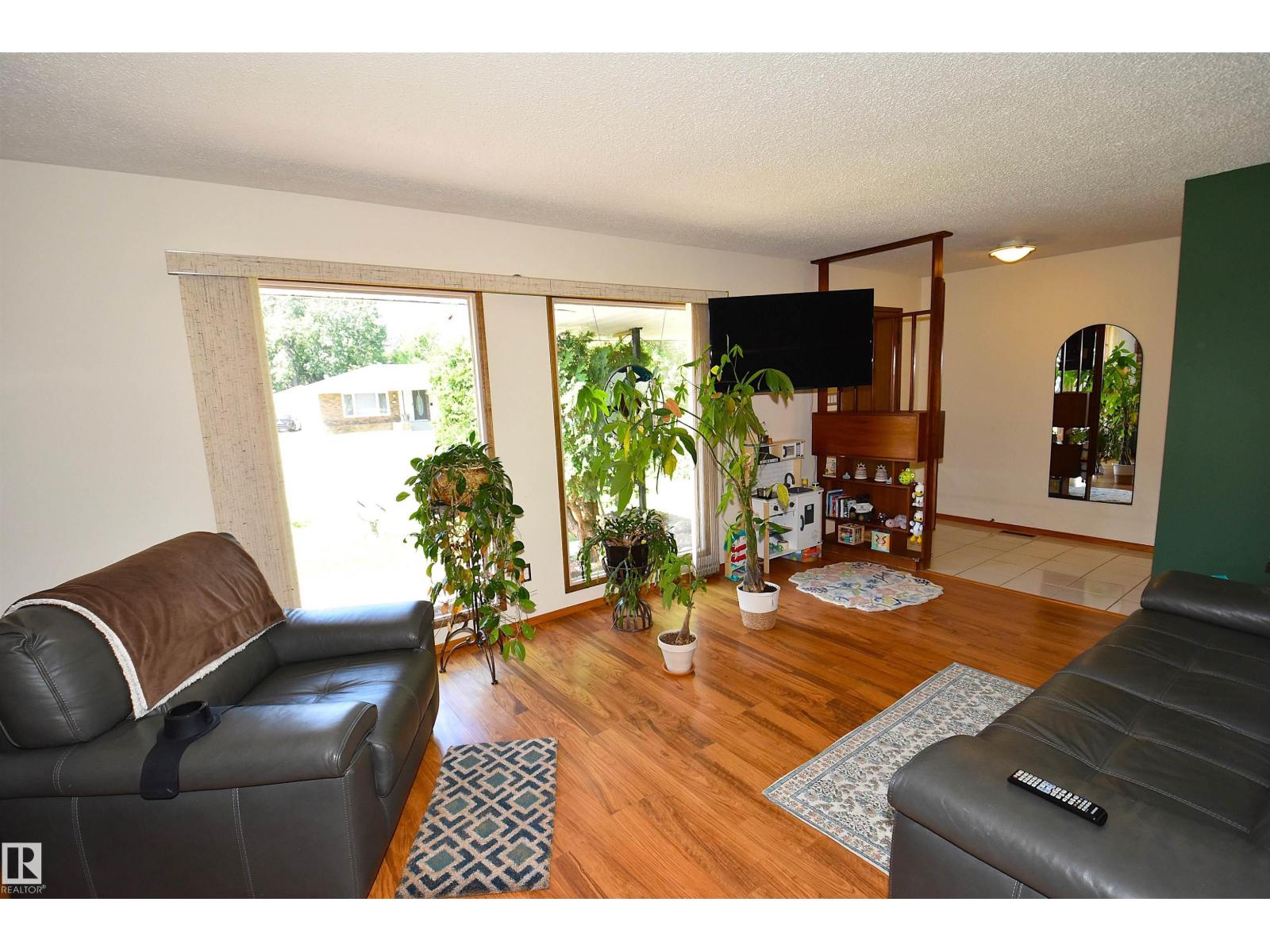 58 WILSON CR - 11