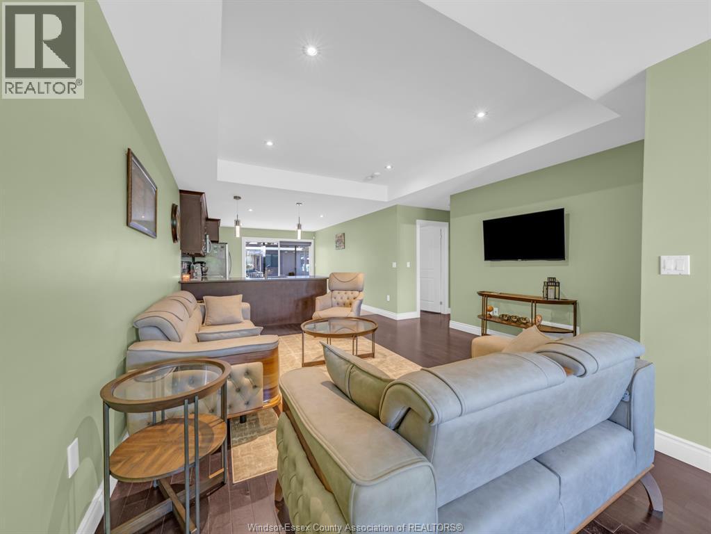 11945 MAITLAND AVENUE - 10