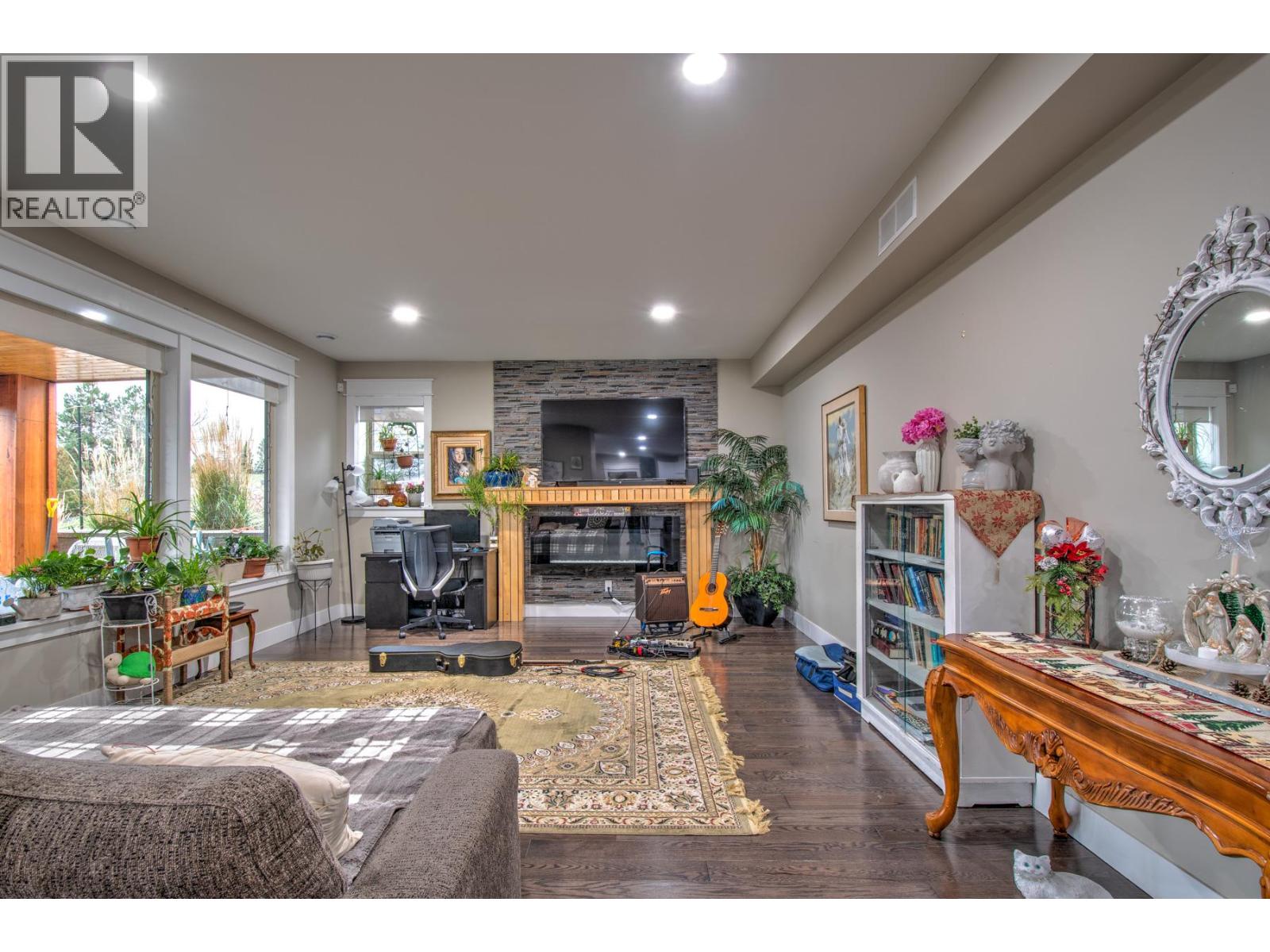 7509 Kennedy Lane - 44