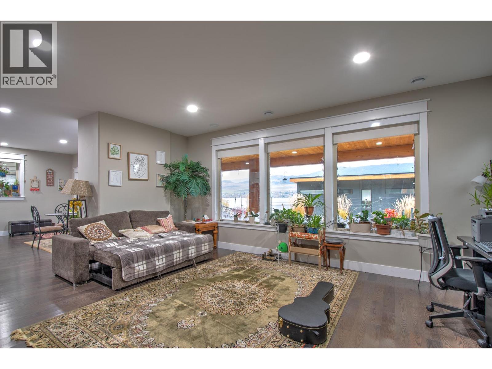 7509 Kennedy Lane - 45