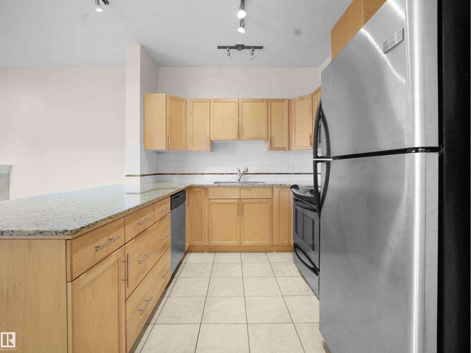 #308 10333 112 ST NW - 16