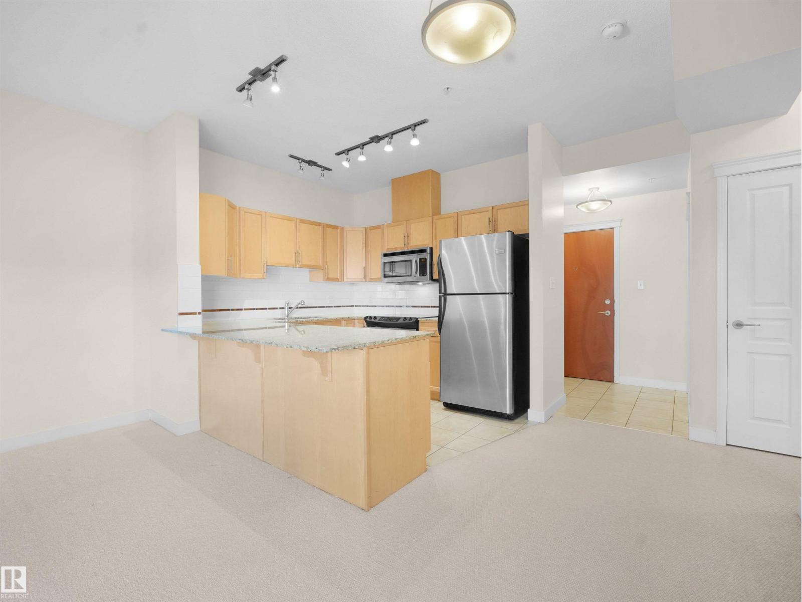 #308 10333 112 ST NW - 17