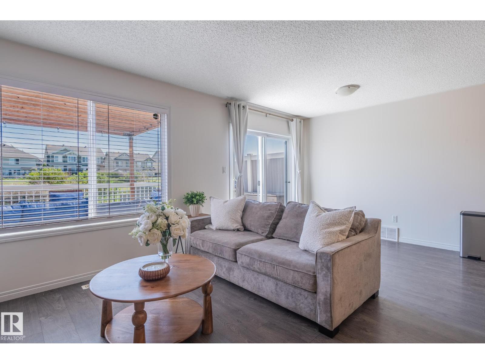2537 COUGHLAN RD SW - 18