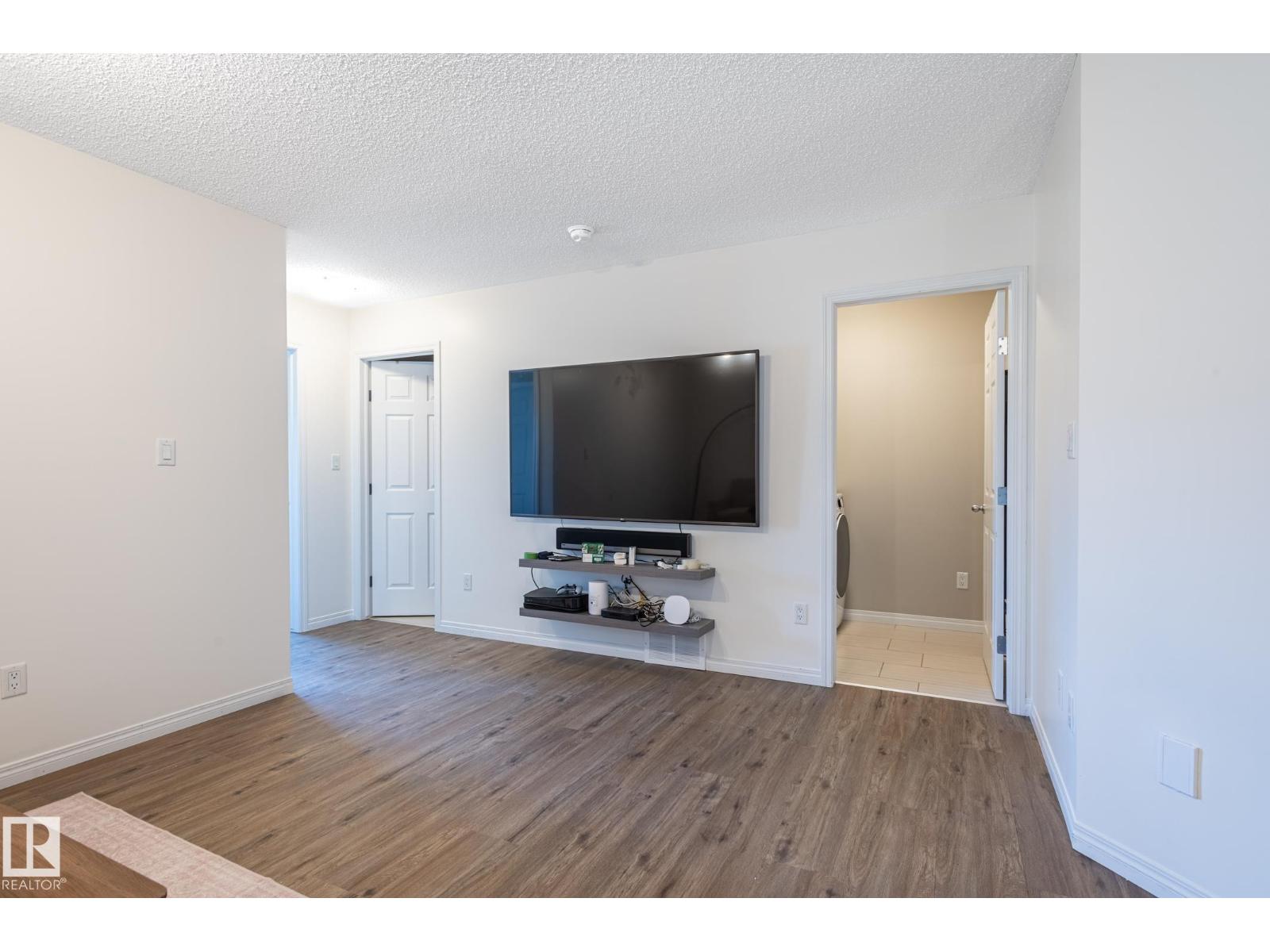 2537 COUGHLAN RD SW - 34