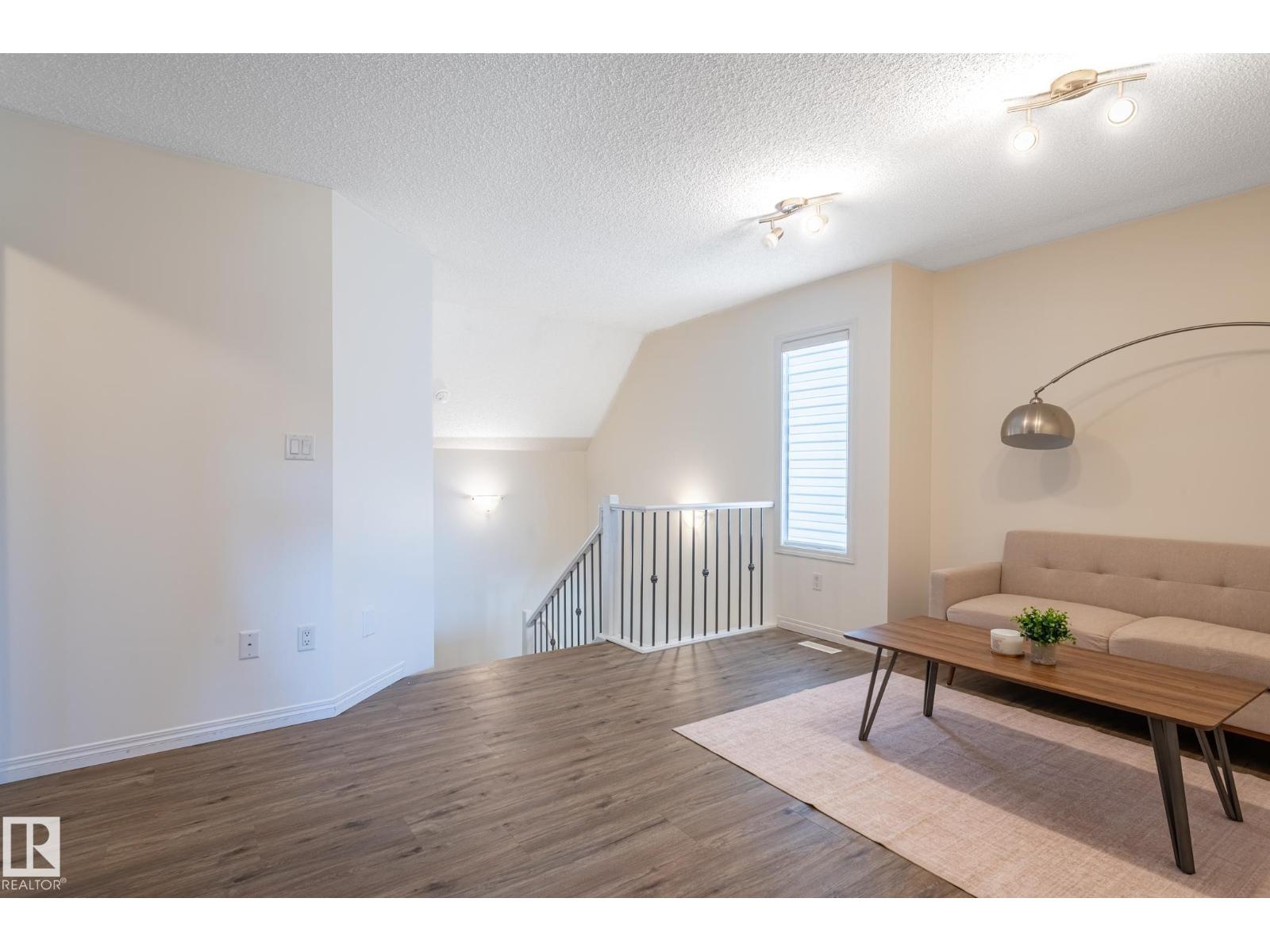 2537 COUGHLAN RD SW - 35