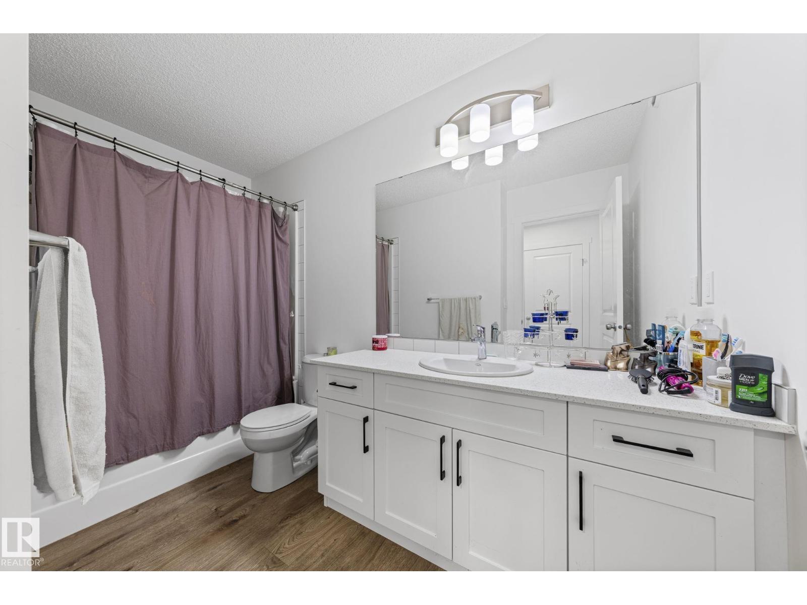 #16 19904 31 AV NW - 19