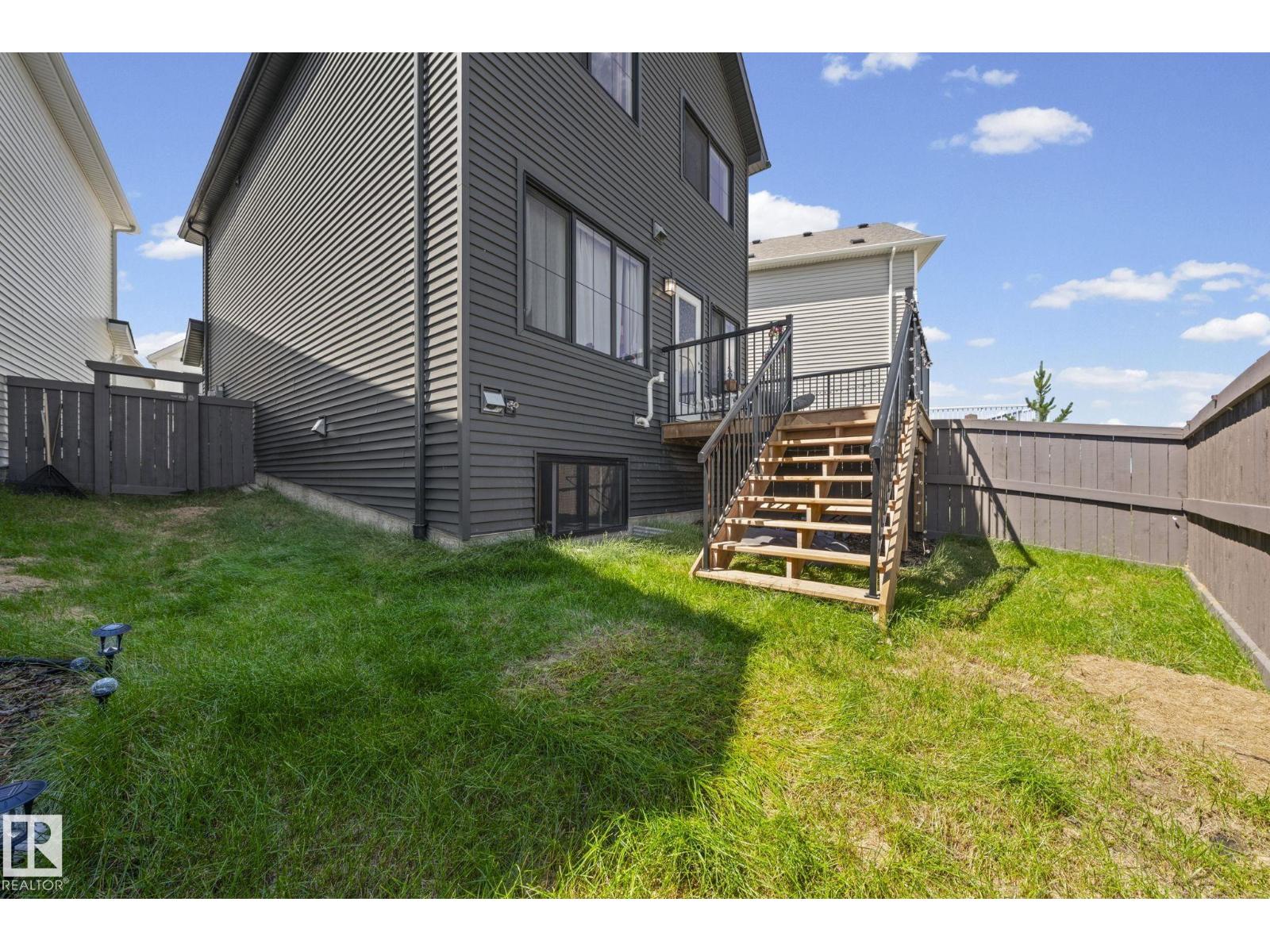 #16 19904 31 AV NW - 29