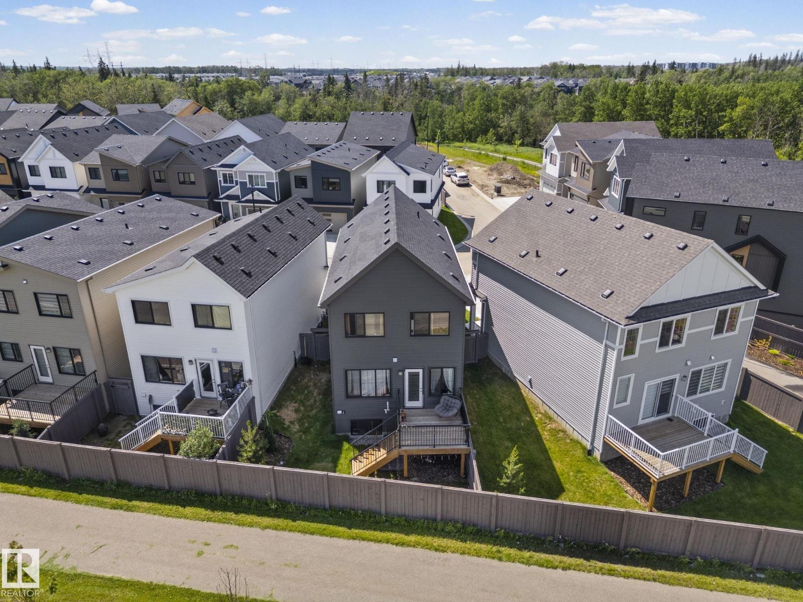 #16 19904 31 AV NW - 30
