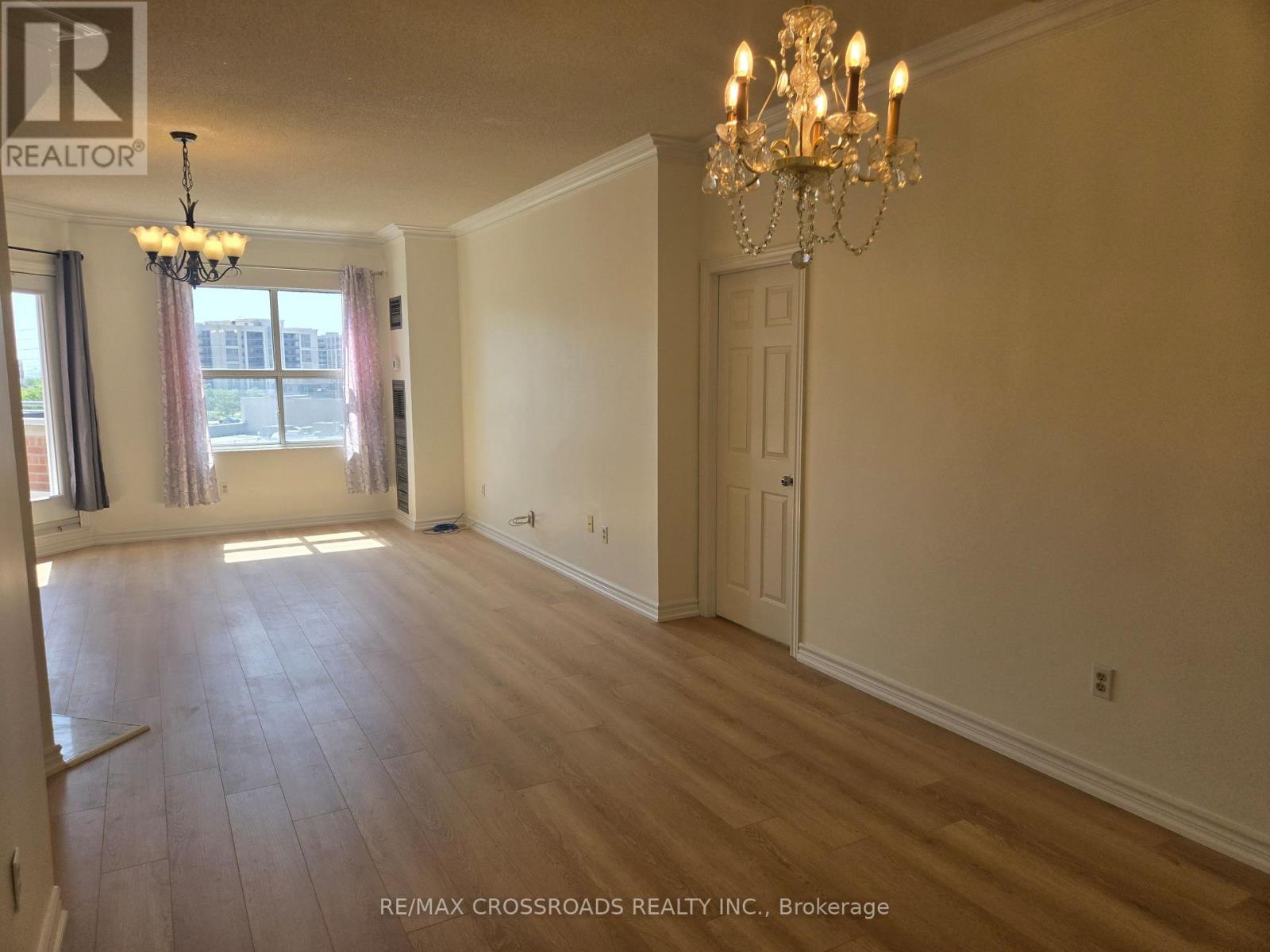 #PH2 9 CHALMERS ROAD - 26