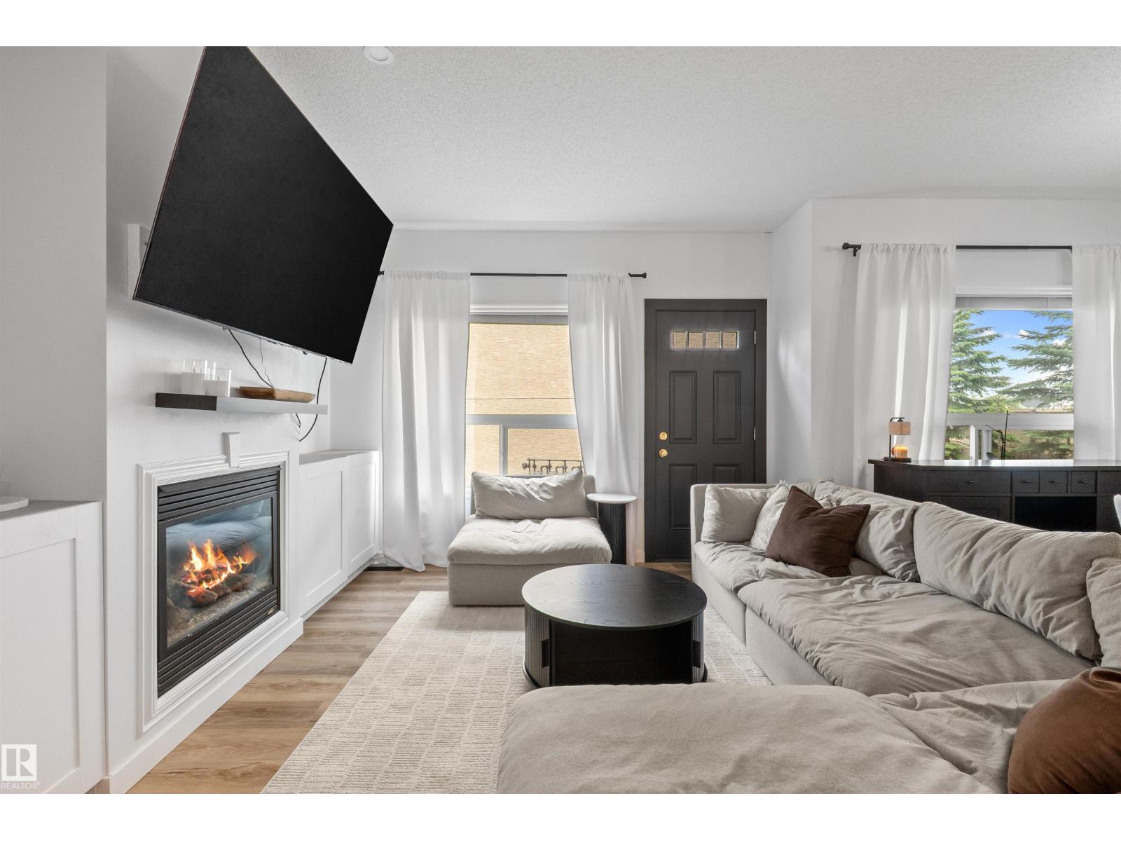 #30 3010 33 AV NW - 12