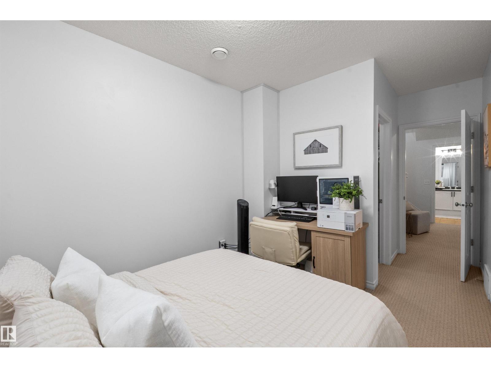 #30 3010 33 AV NW - 23