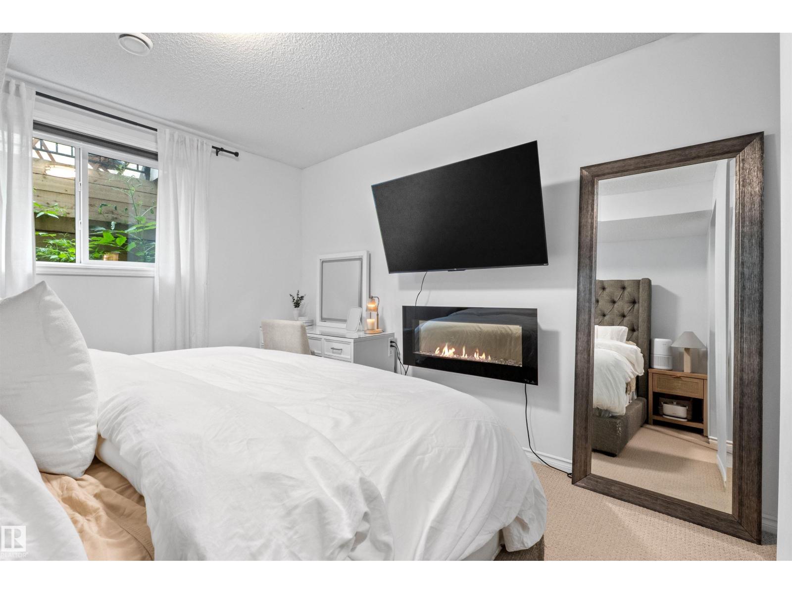 #30 3010 33 AV NW - 27