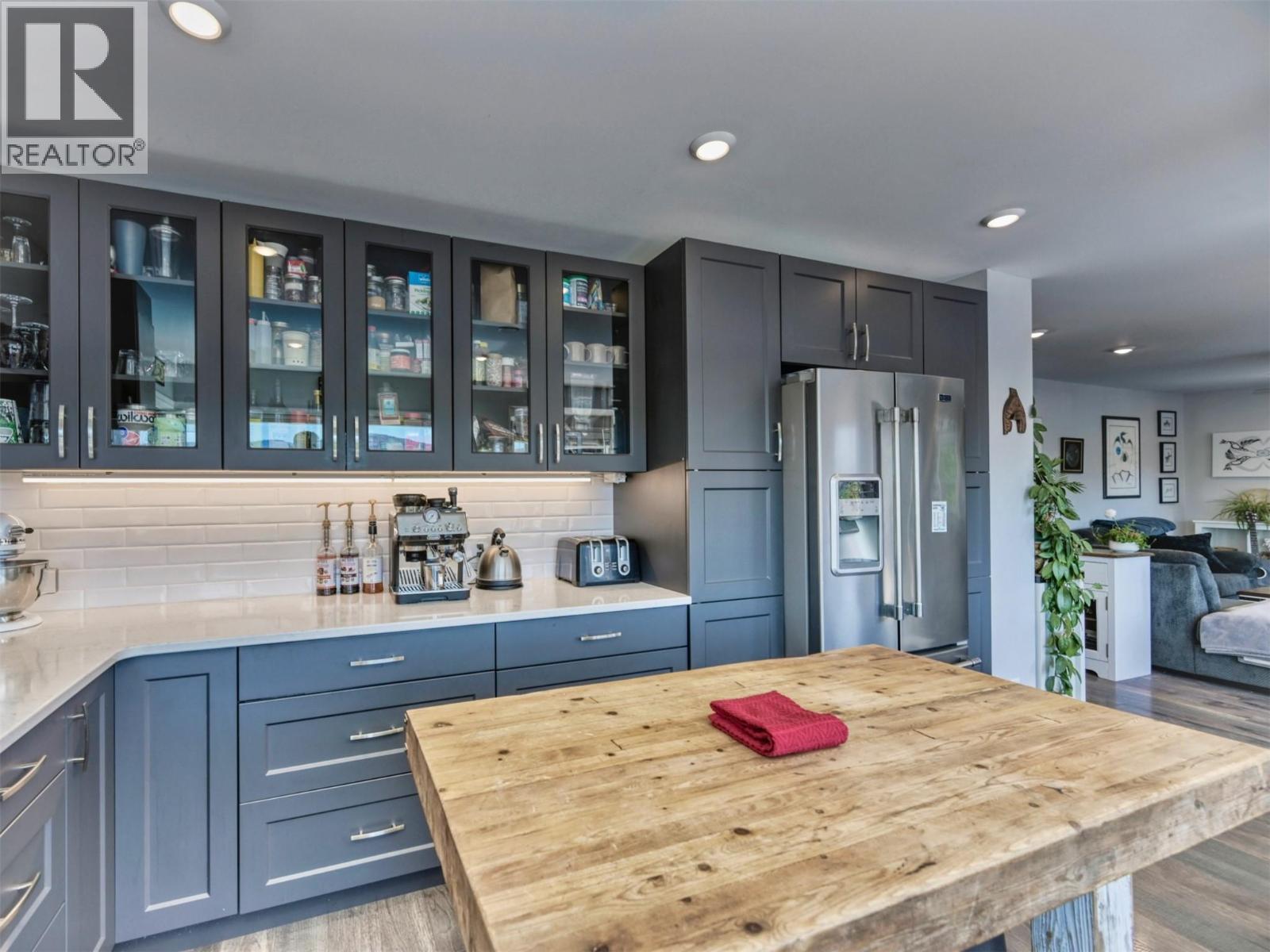 5867 TULAMEEN Street - 7