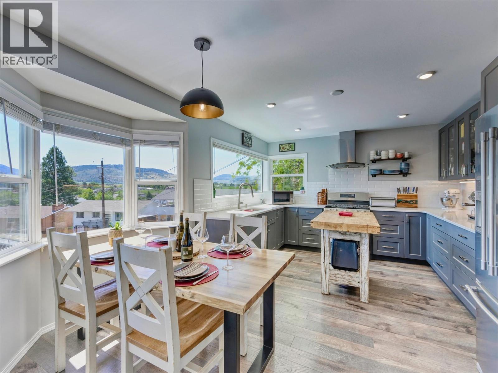 5867 TULAMEEN Street - 3