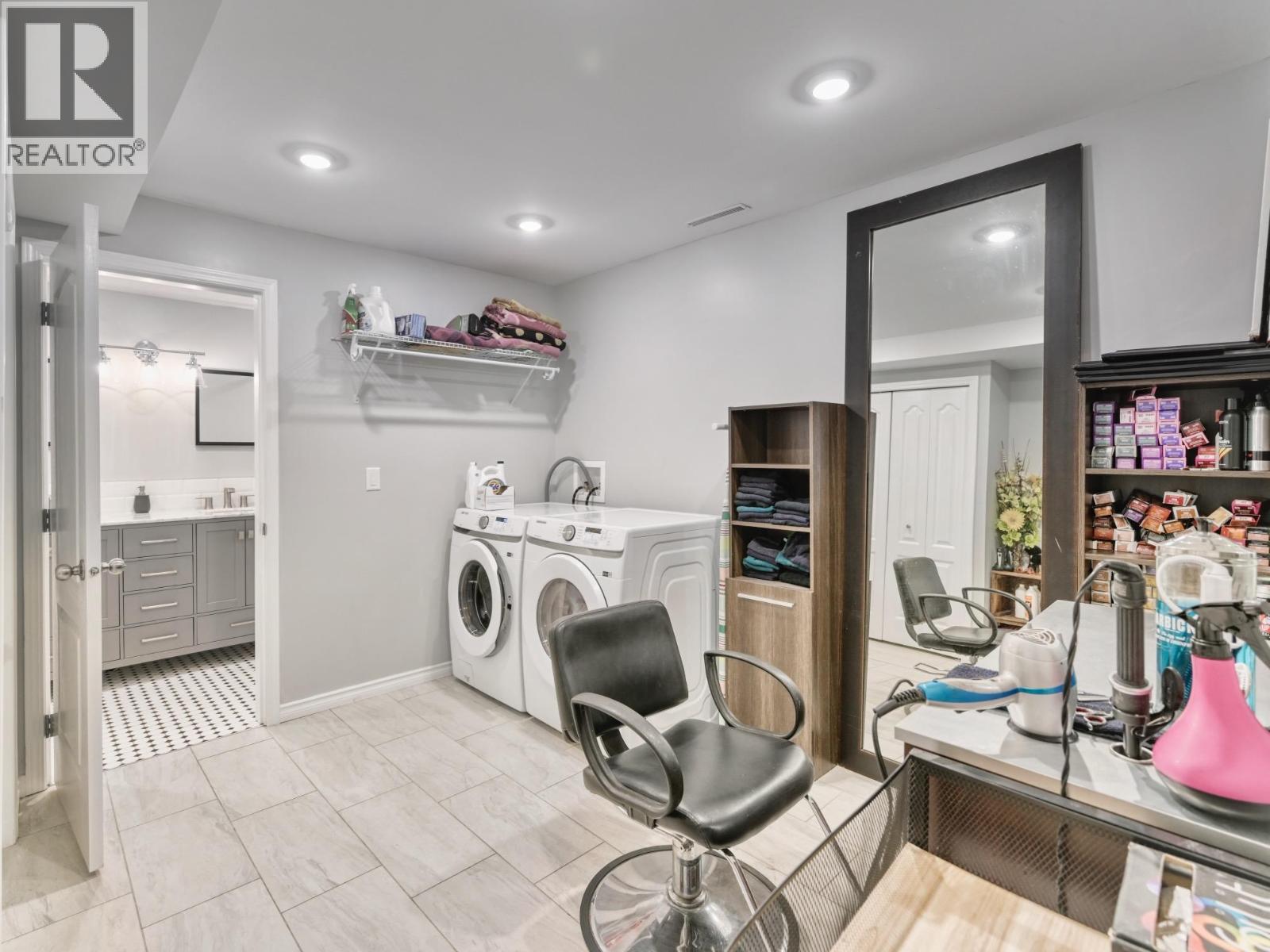 5867 TULAMEEN Street - 19