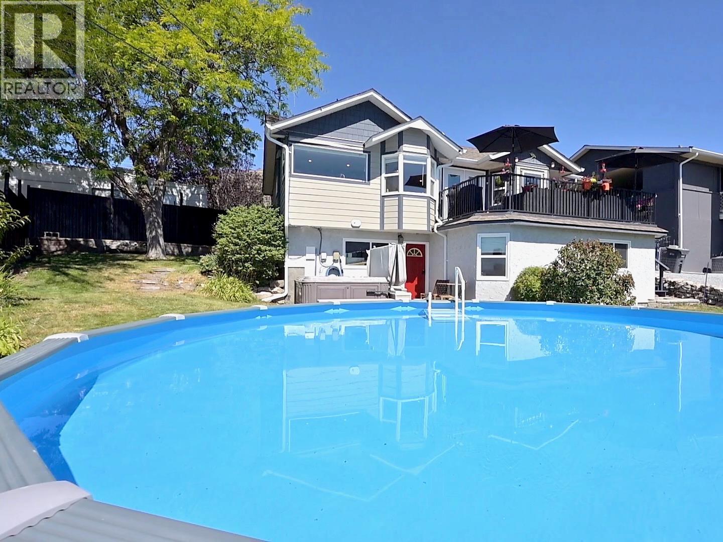 5867 TULAMEEN Street - 1
