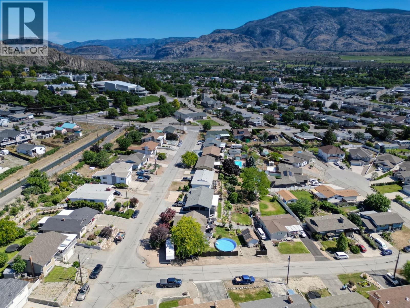 5867 TULAMEEN Street - 25