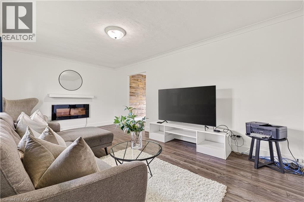 18 WILLOWDALE Street - Image 5