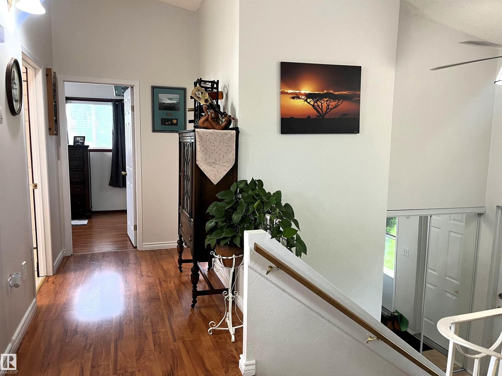 4914 51 Ave - 17