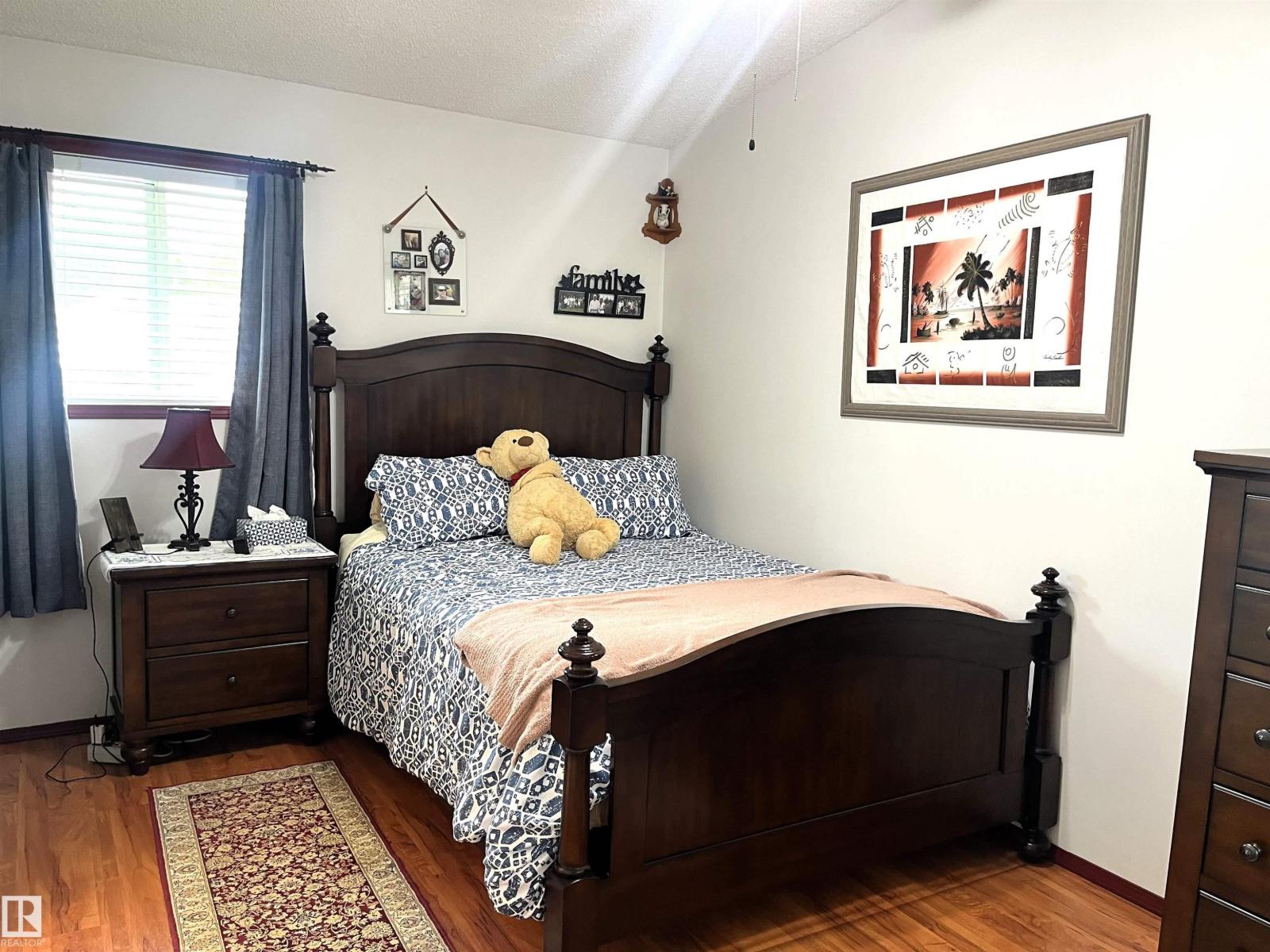 4914 51 Ave - 21