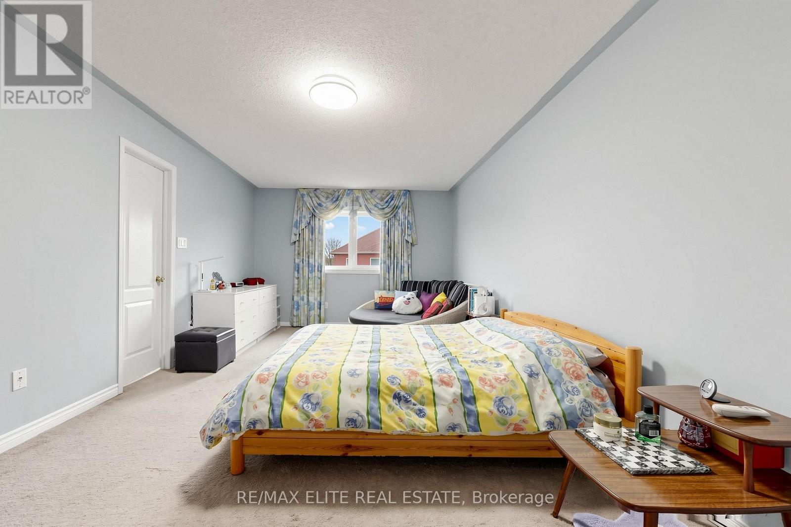 54 NATIONAL PINE DRIVE - 21