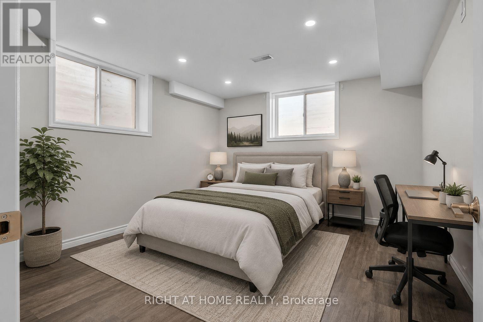 321 CARRIAGE WAY - 42