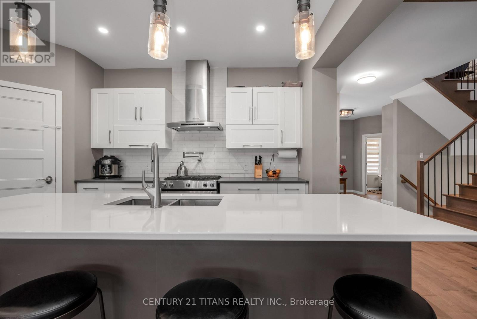 54 GRANITE STREET - 9