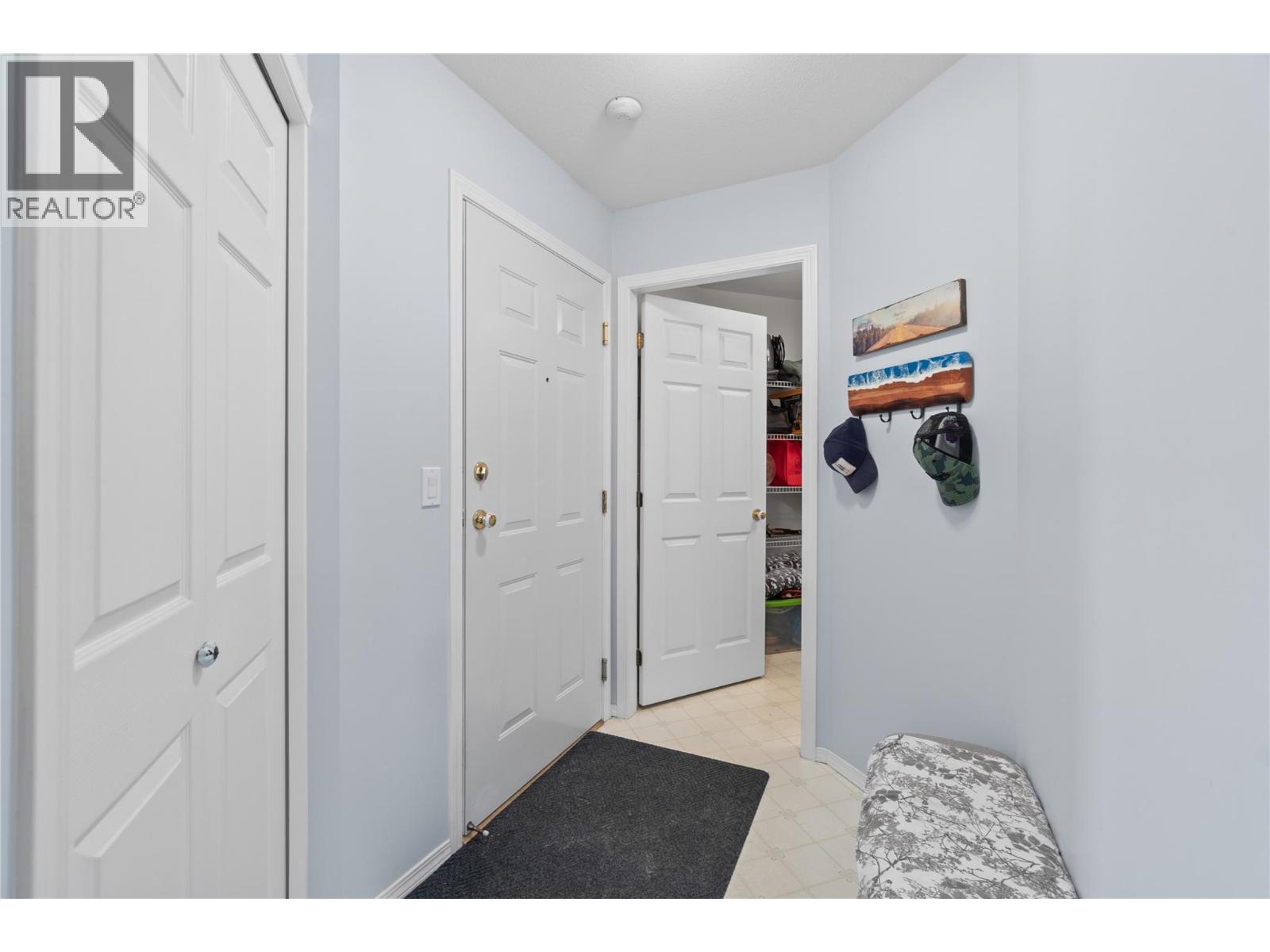 #301 160 5th Avenue SW - 10