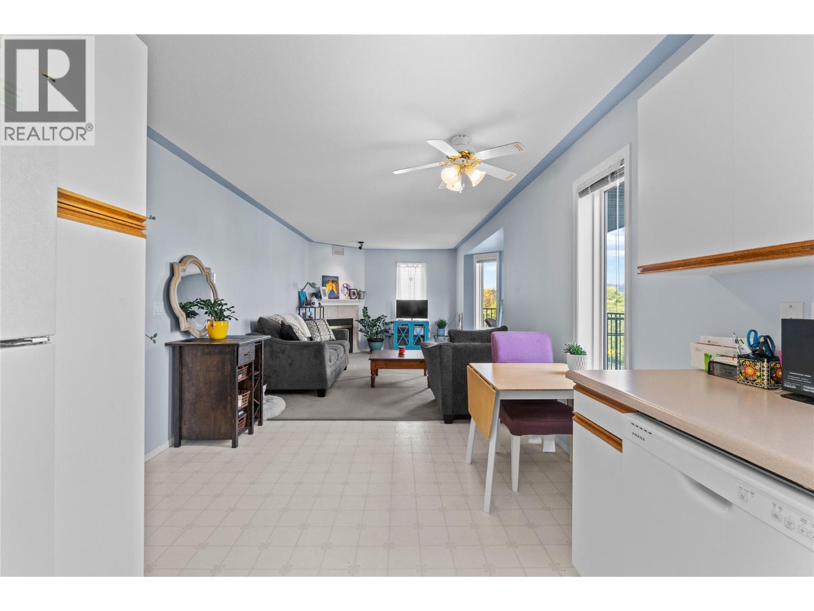 #301 160 5th Avenue SW - 20