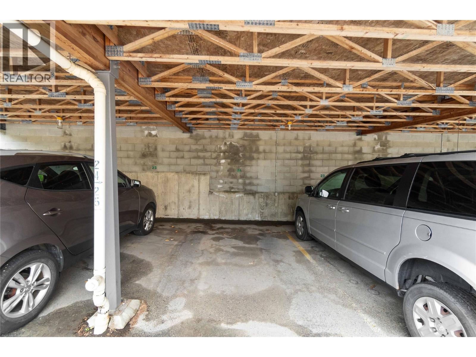 #301 160 5th Avenue SW - 45