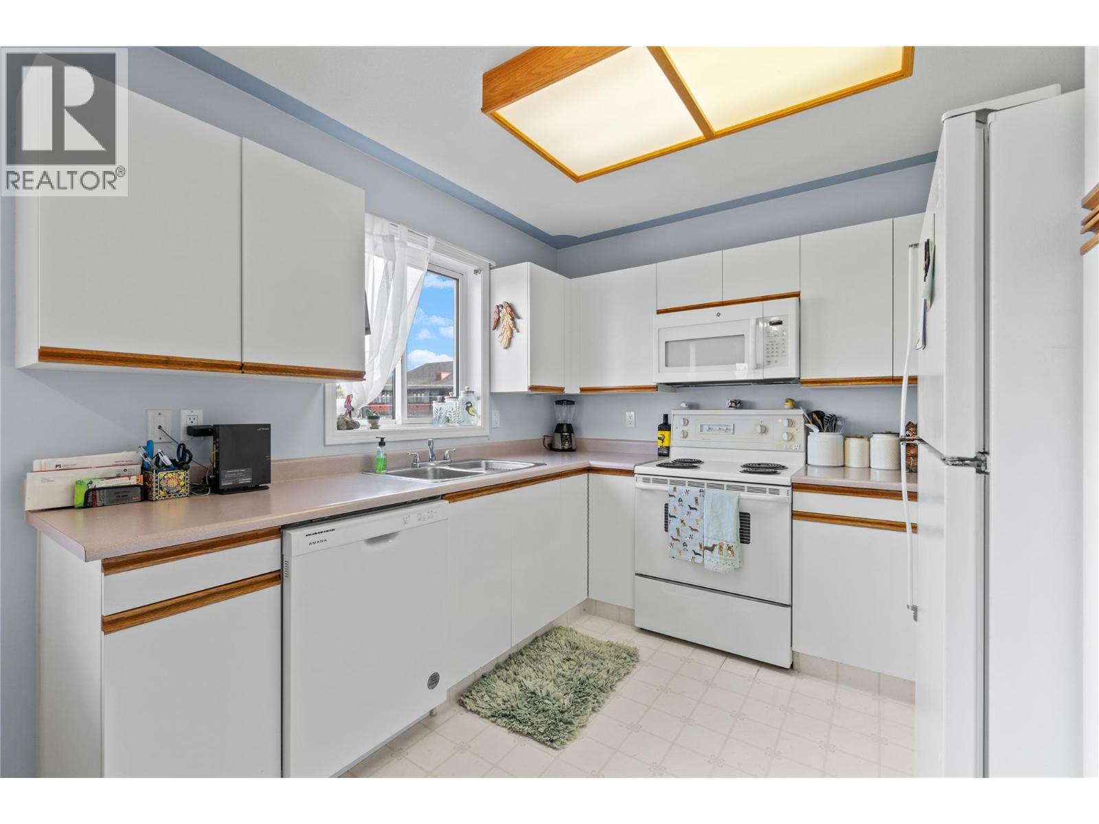 #301 160 5th Avenue SW - 17