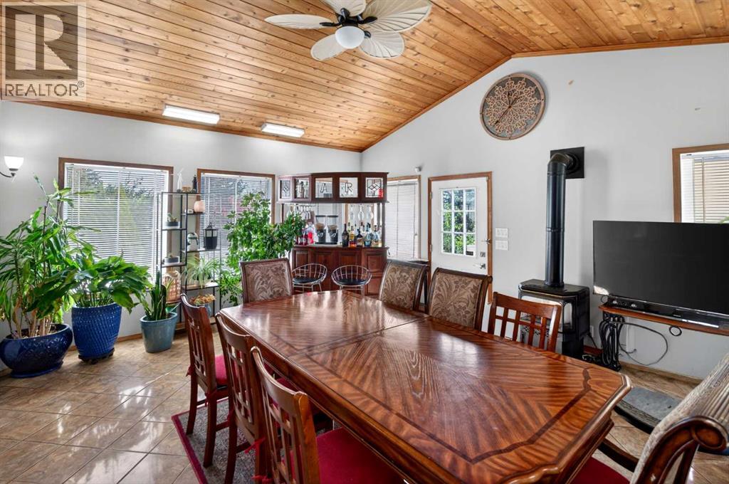 9105 Crystal Lake Drive - 8