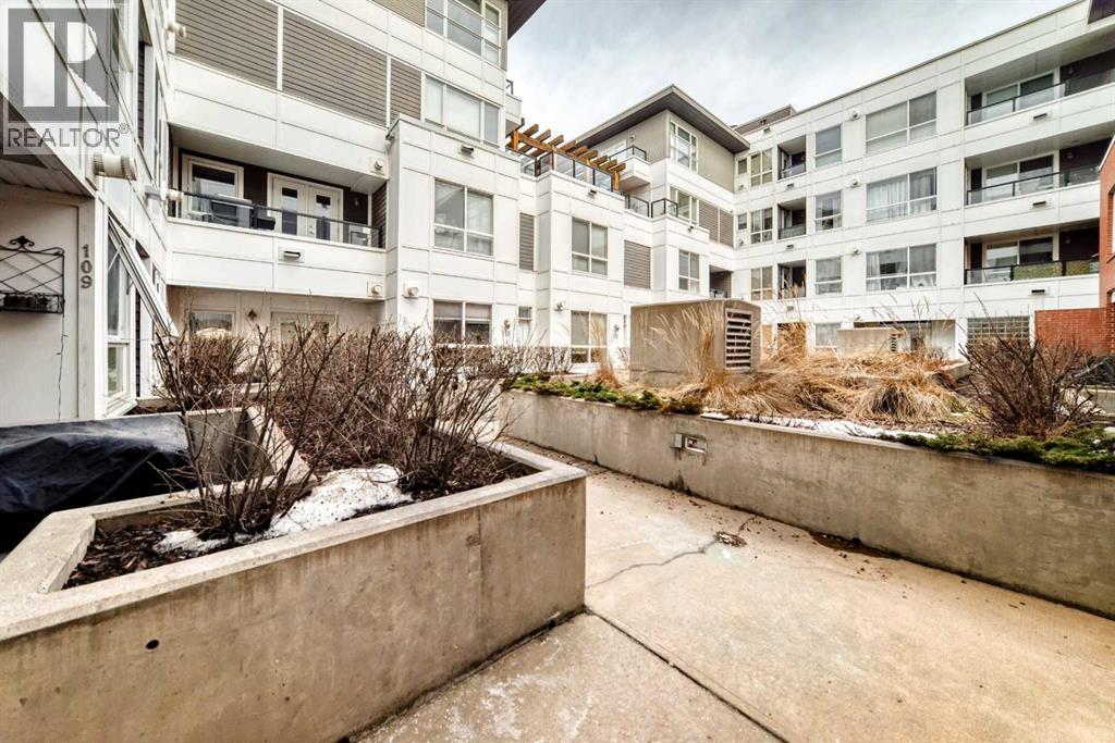 #204 830 Centre Avenue NE - 29